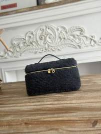Picture of Loro Piana Handbags _SKUfw220059749fw